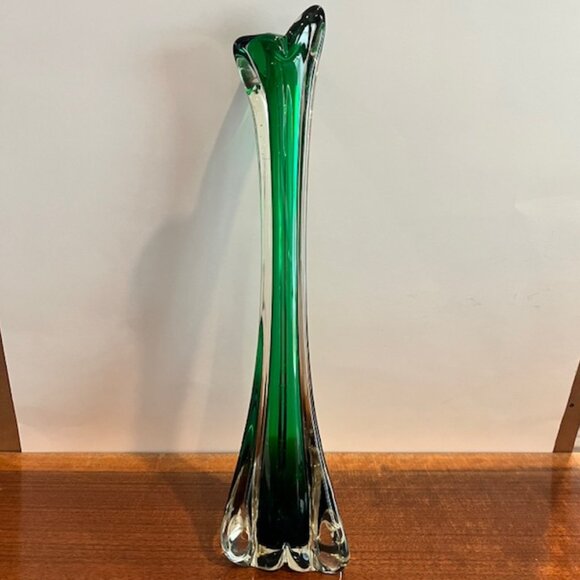 Art Glass Green and Clear 3 Finger Swung Stretch 14" Vase - Picture 2 of 11